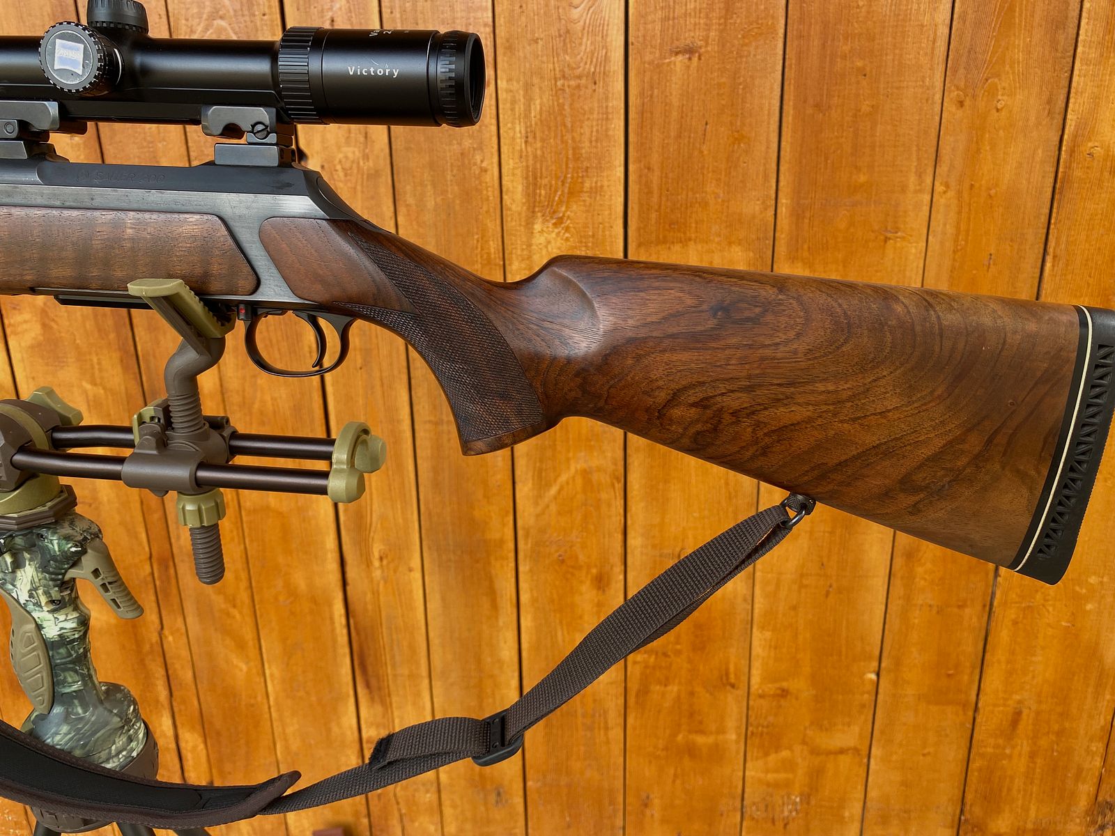 Sauer 200  in 7x64  mit Zeiss Varipoint 2,5-10x50