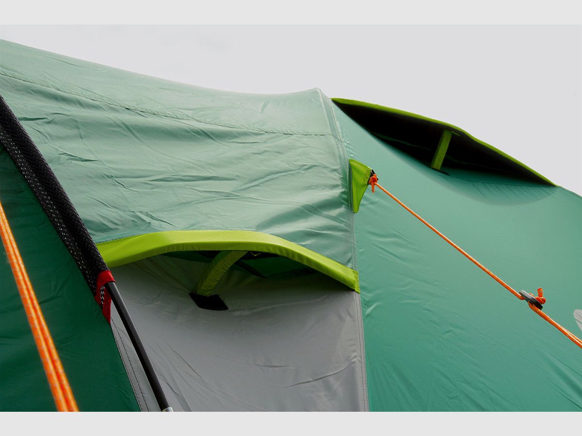 Coleman Kobuk BlackOut Plus 3