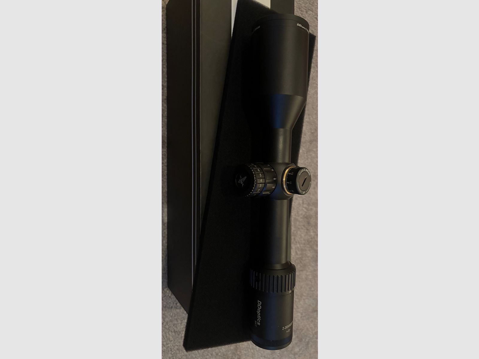 DDoptics V10 2-20 NXT riflescope incl. Rusan adapter