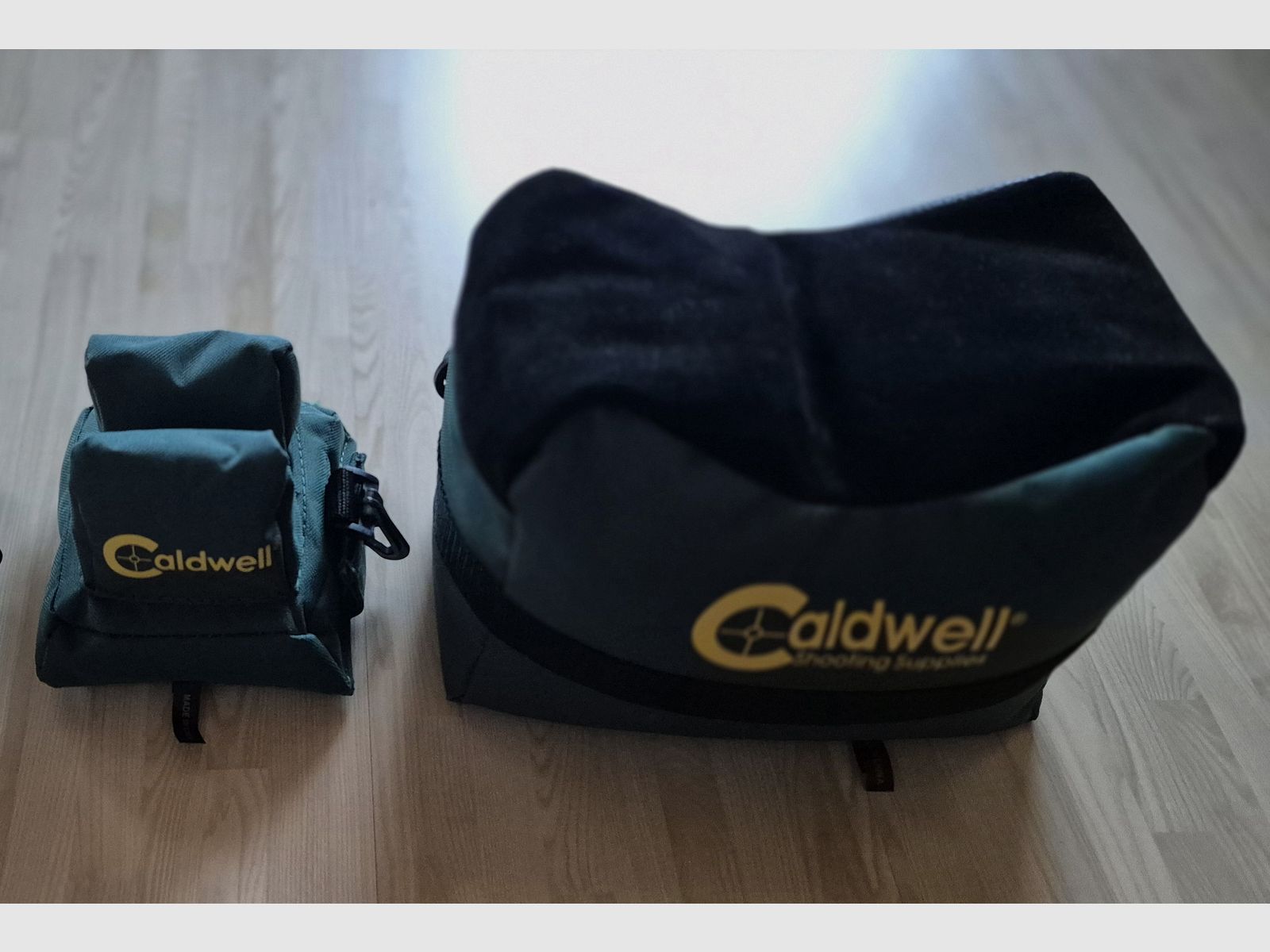 Caldwell closing bag