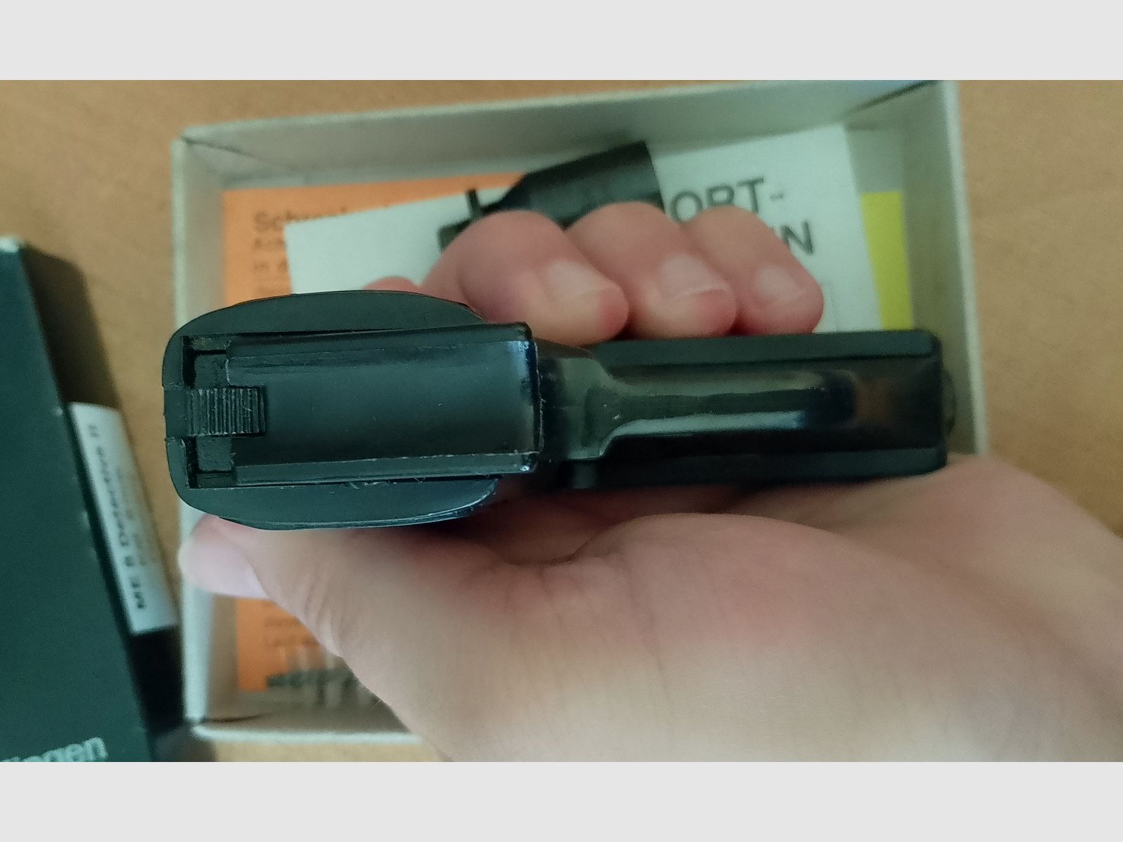 Seltene ME 8 Detective 8mm Knall im PTB 100/2 mit Verpackung!