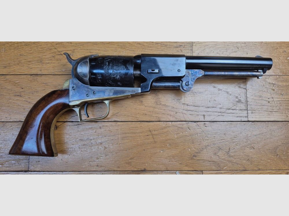 Bellissimo revolver Colt 1847 – Modello Dragoon 1° Modello – Rara variante "USMR" con tamburo – Fabbricazione Uberti – Arma del 1991 – 6 colpi – Cal. .44 – Polvere nera – Buona fabbricazione dei primi anni '90 – Ottime condizioni, immagine 2 di 23