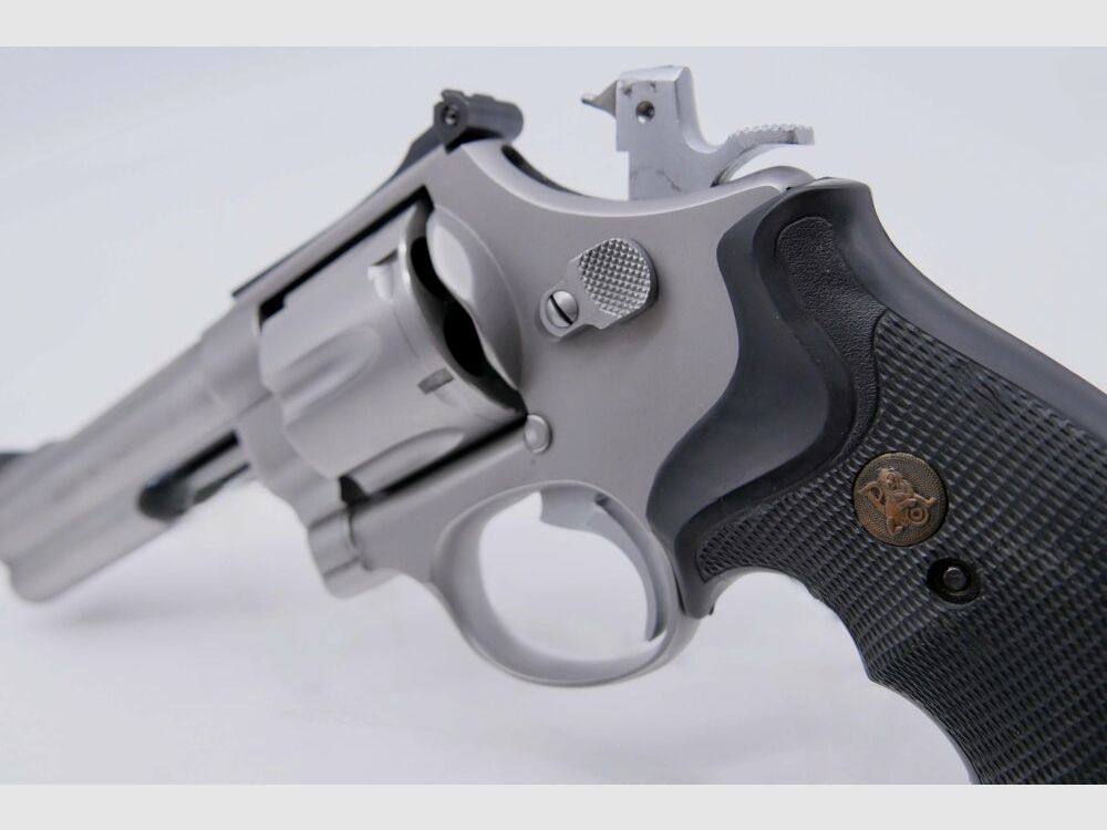 Smith & Wesson .45Auto Model of 1988 5' Lauf Gummigriffschalen 6-schüssige .45Auto