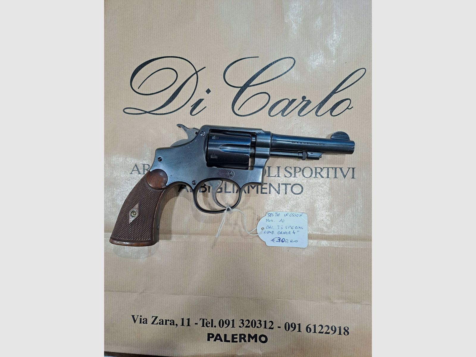 Smith&Wesson 10, image 2 sur 2