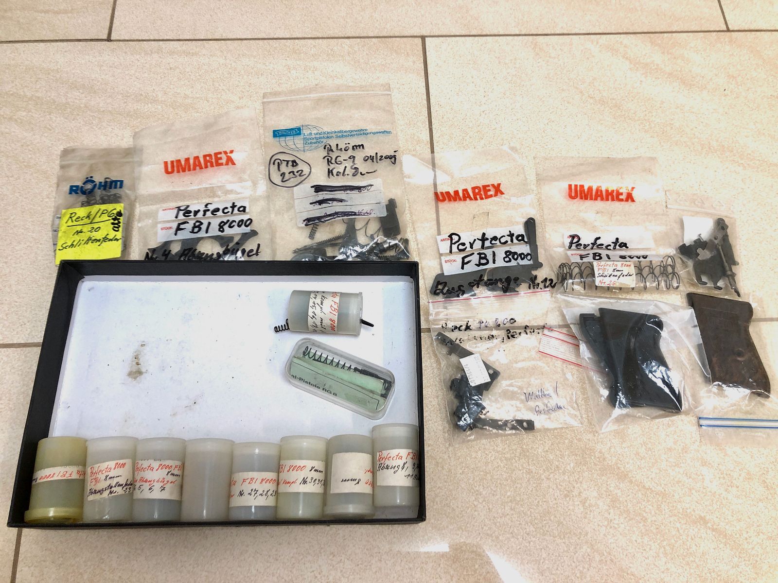 ••• #2 Ersatzteile - Reparatur-Konvolut für Schreckschusswaffen •••