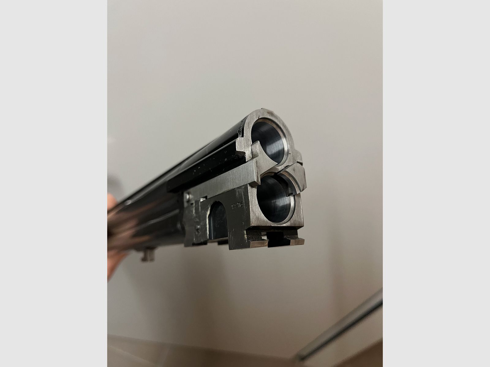 Sour Apollon double-barreled shotgun