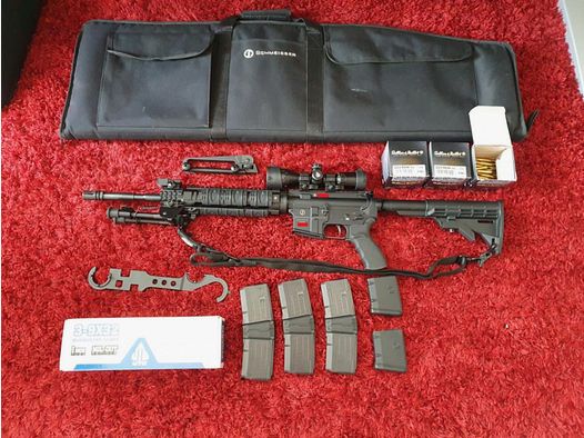 Schmeisser AR15 M5 16,75 Kal. .223Rem AR-15 Halbautomat - Set mit VIEL ZUBEHÖR!