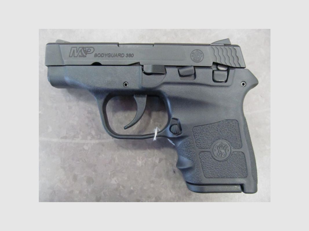 S&W BODYGUARD M&P 9 KURZ gebraucht, Bild 1 von 7