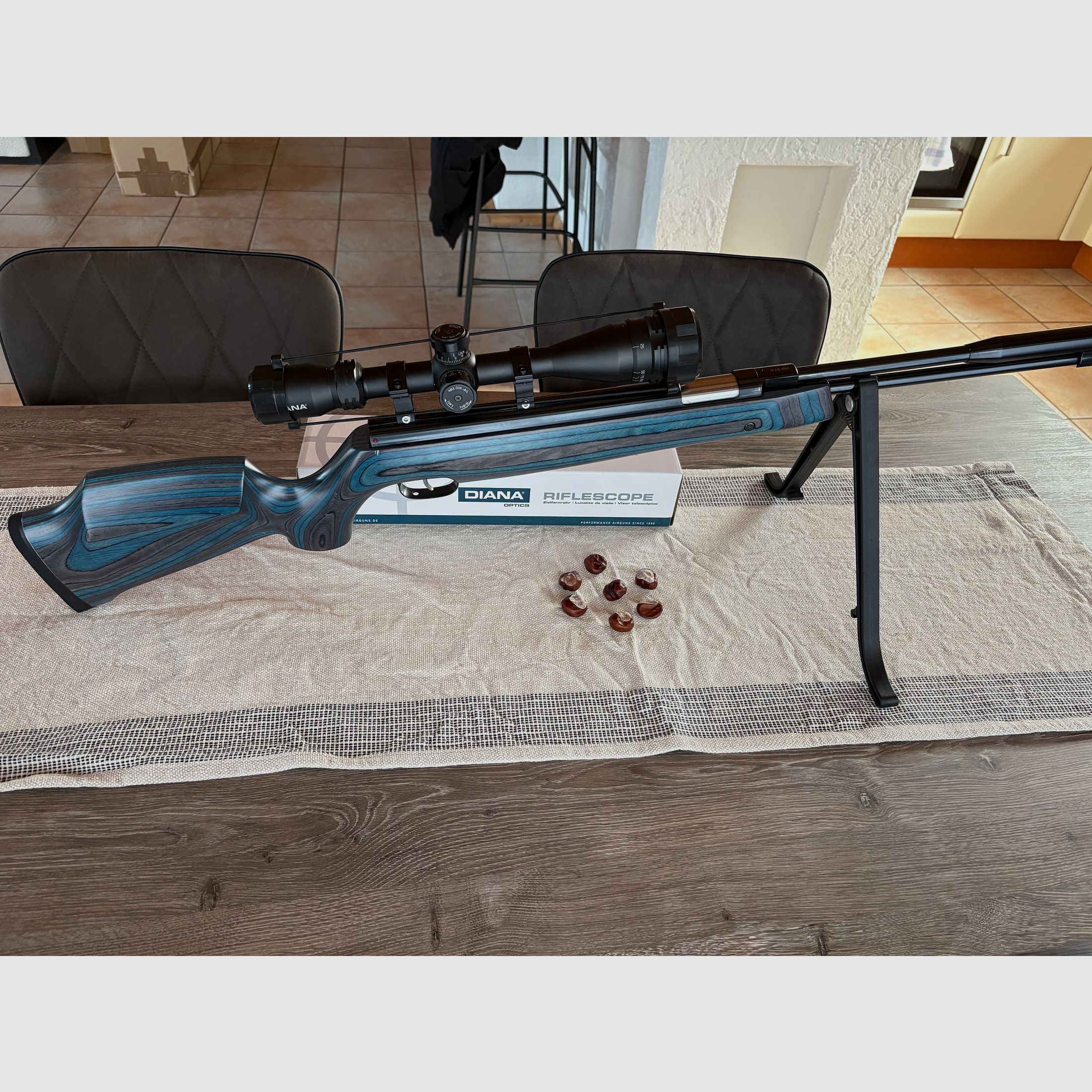 Kadzidło H97 z celownikiem Diana 4-16x40