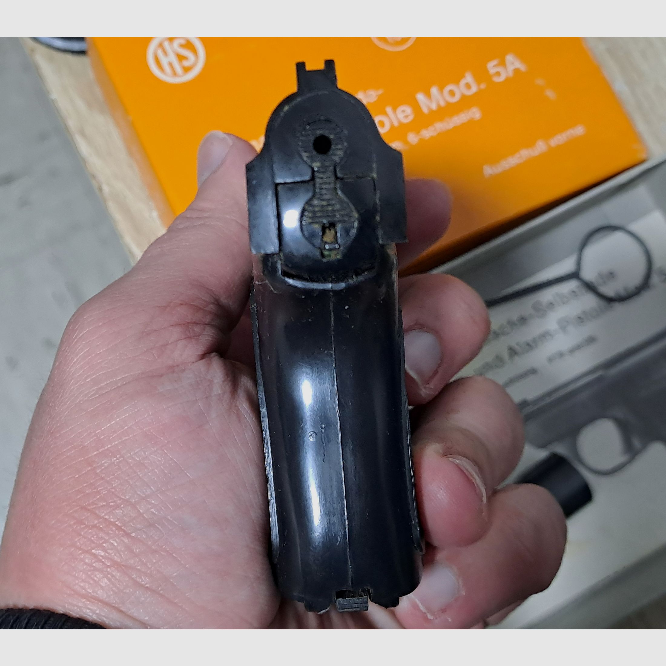 HS Mod.5 im Kal. 8 mm Knall/ PTB 100/2 mit Verpackung!