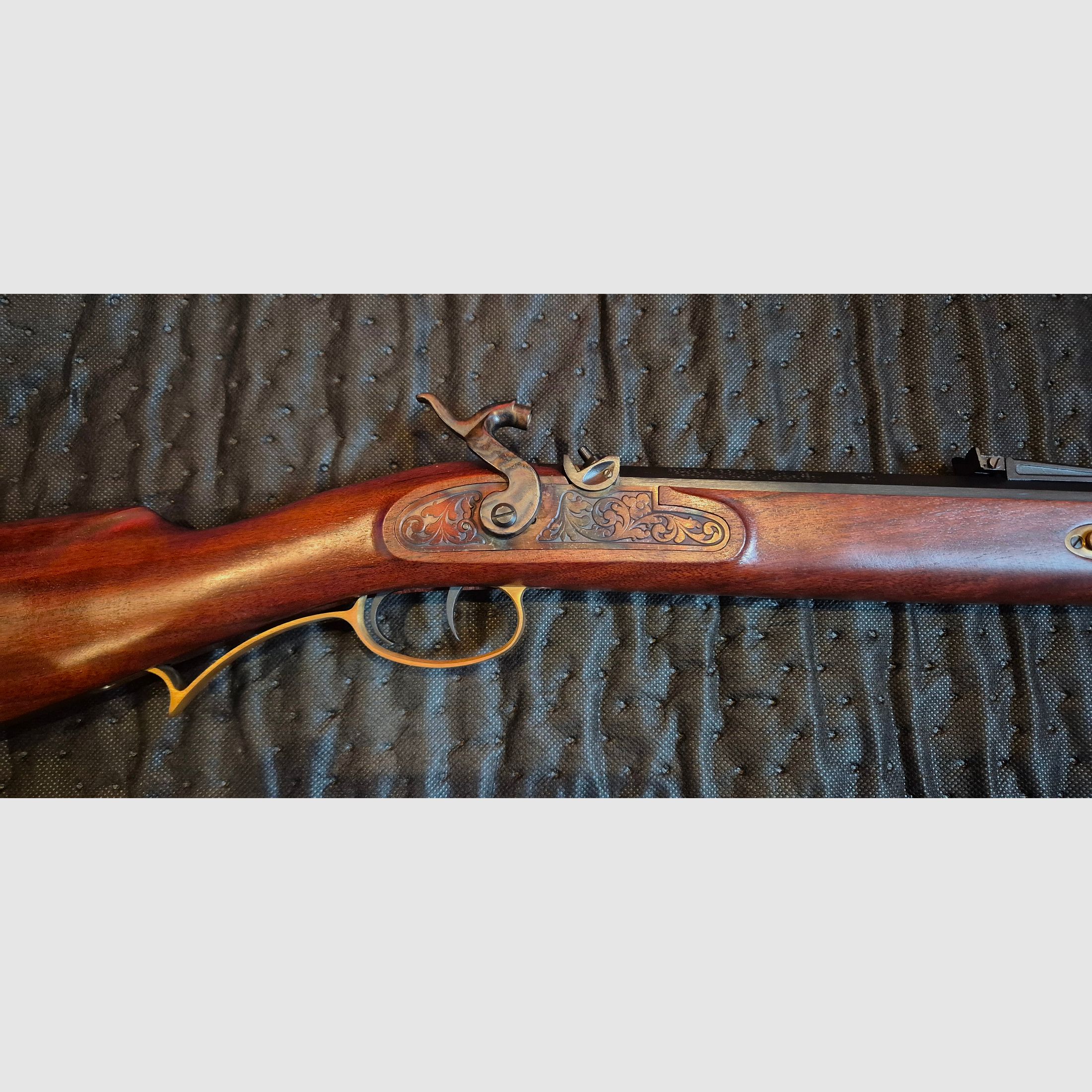 Investarm Hawken Rifle (Perkussions-Vorderlader) Kal. 45 ***NEU***