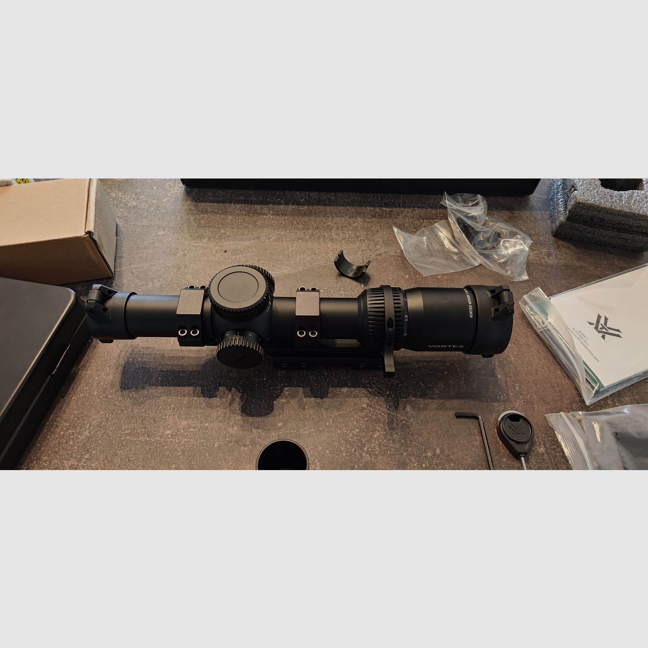 Telescopio VORTEX VENOM 1-6x24 AR-BDC3