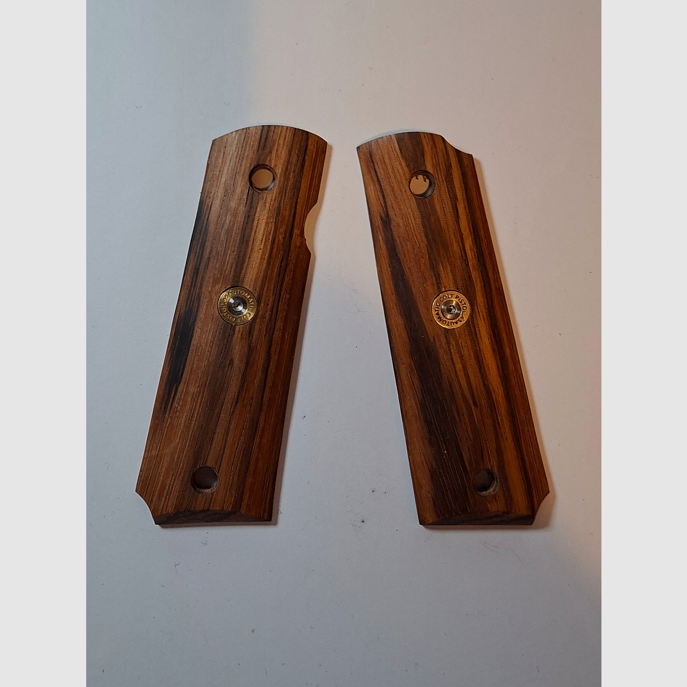 Grip panels of the Cold 1911, see picture.