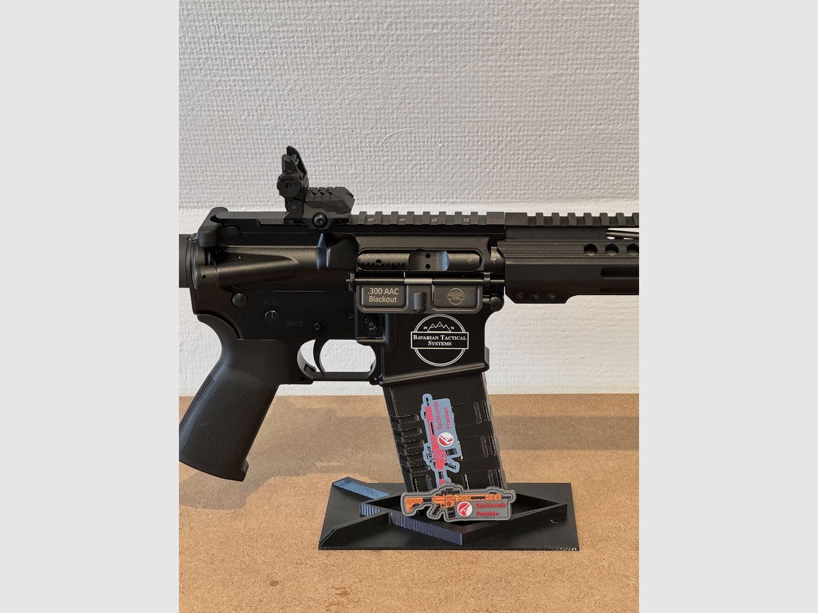 BTS Bavarian Tactical Systems & ASE Utra BTS-15 .300 AAC BLK 9" inkl. SL5i