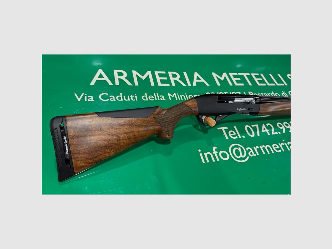 Halbautomatisches Gewehr Benelli mod. RAFFAELLO BLACK POWERBORE cal.20 aus Holz Art: A0589000 BENELLI, Bild 3 von 5