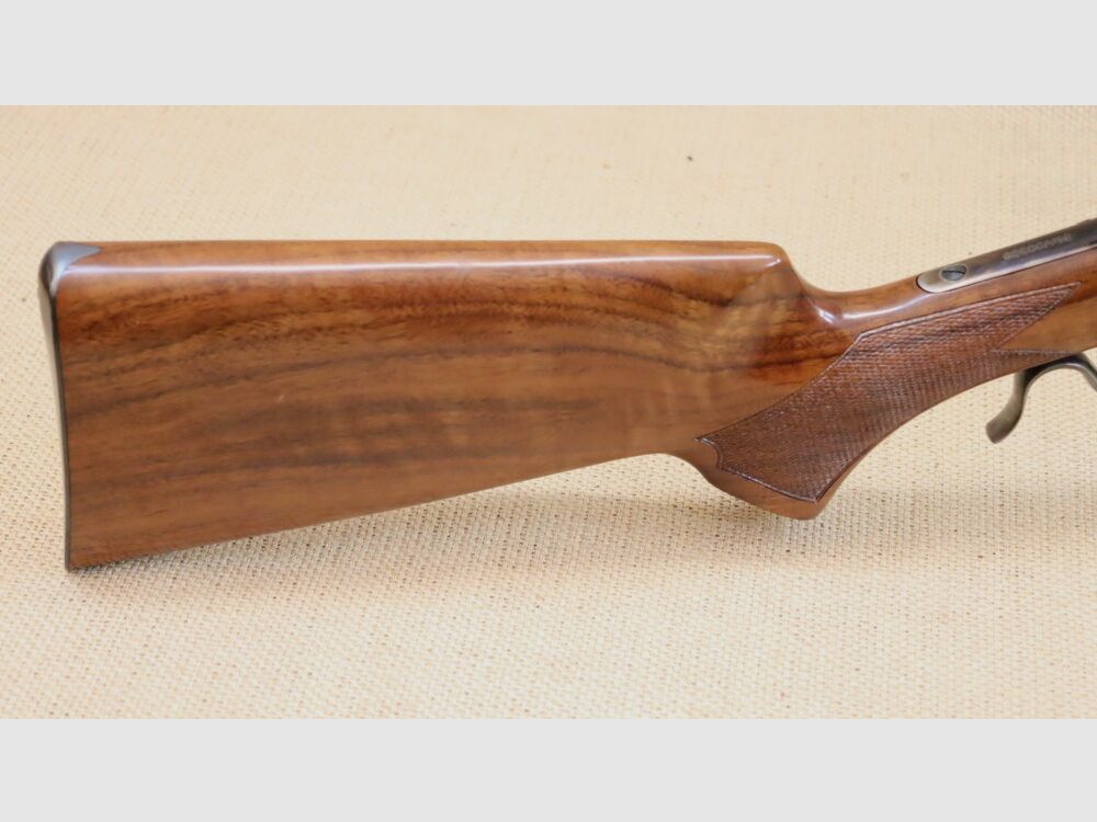 Pedersoli High-Wall Winchester 1885 inkl. Malcolm Scope .38-55Win