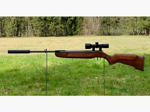 Weihrauch HW 50 M/II avec silencieux calibre 4,5 mm et lunette de visée 3-9x40 compact