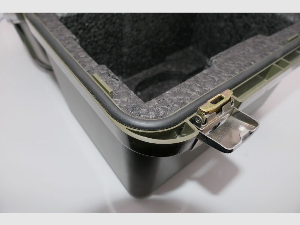 BW original suitcase for night vision device from government stocks