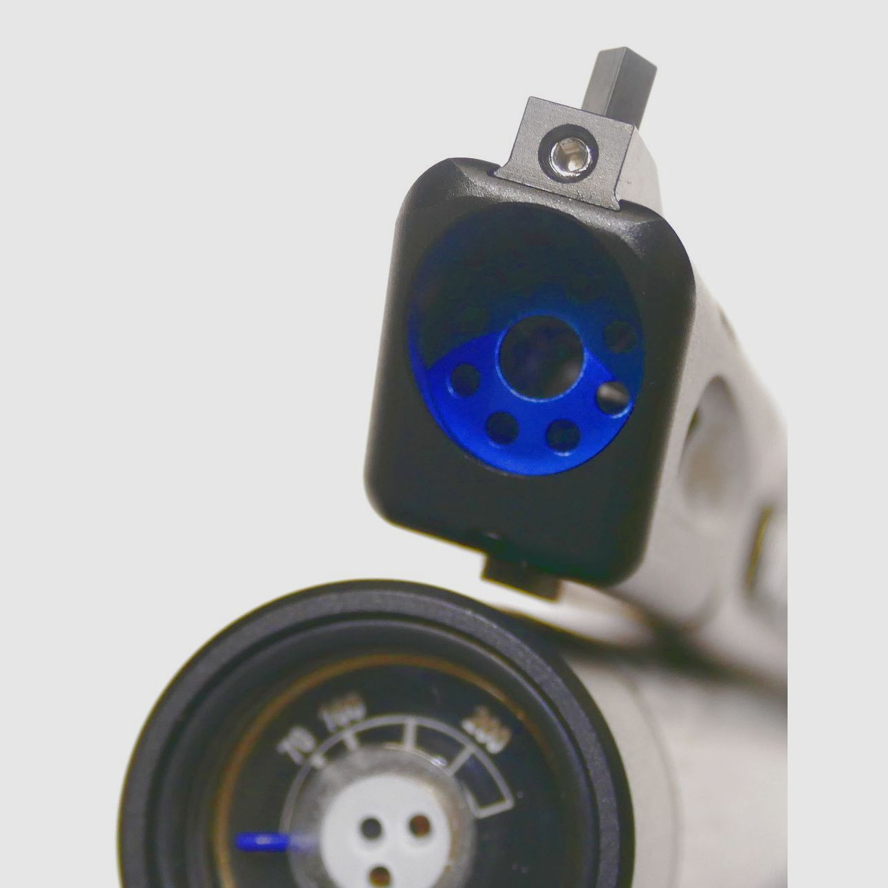 Carl-Walther LP500 Meister Walther Blau rechts Luftpistole Match