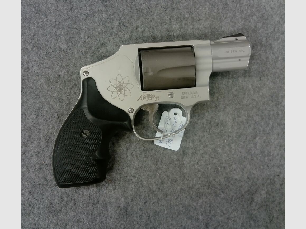 Smith + Wesson 342 Airlite