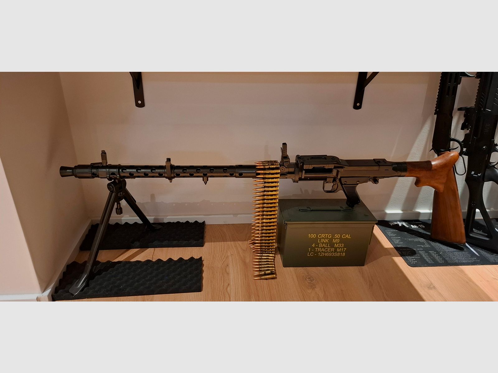 Decorative weapon German machine gun MG 34