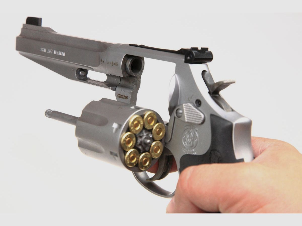 Smith Wesson Performance Center, Pro Series, Model 686 Plus, Bild 4 von 8