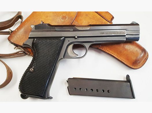Pistolet SIG P210-2 w kalibrze 9mm Luger (9x19) w tym kabura i zapasowy magazynek, WYPRODUKOWANE W SZWAJCARII