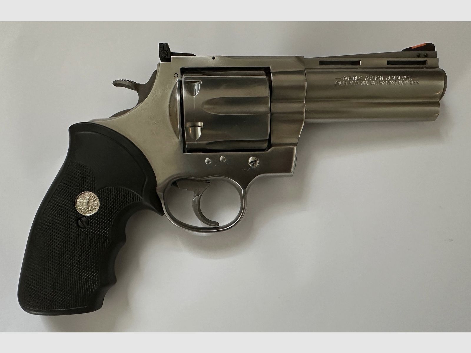 Colt Anaconda .44 Mag. 4.25" BBL year of manufacture 1994