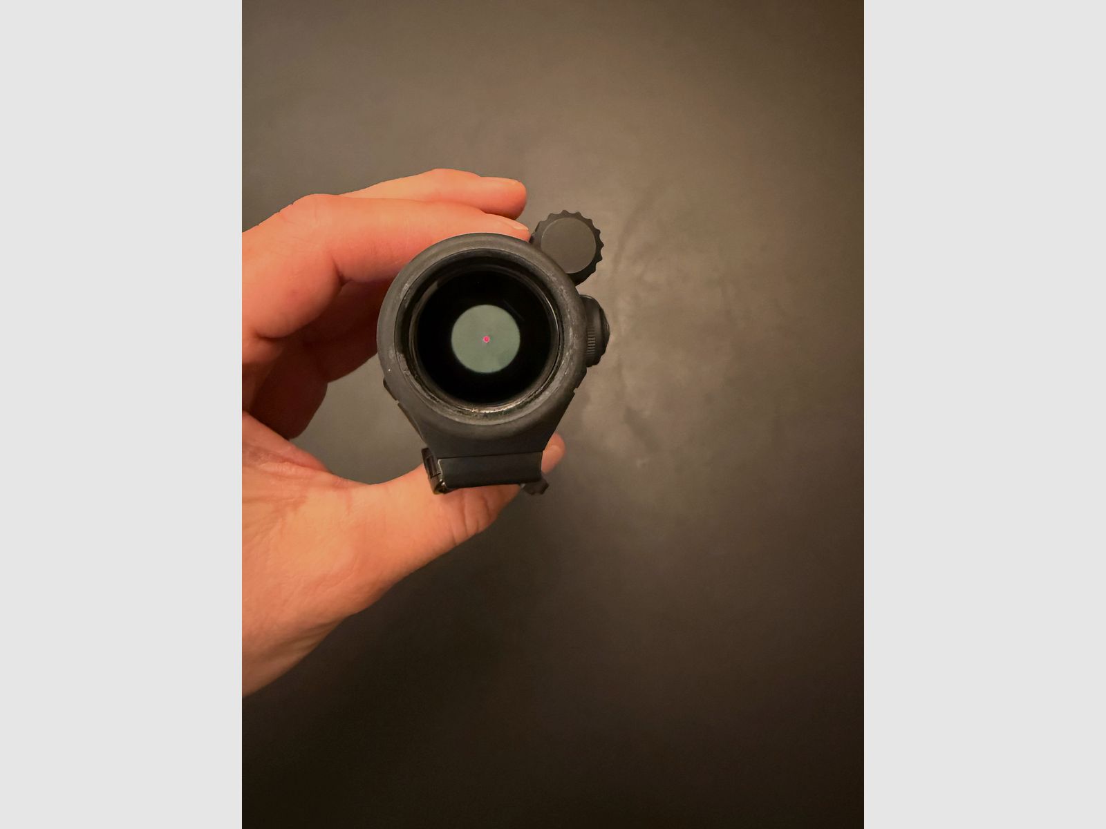 Aimpoint Leuchtpunktvisier 9000 SC mit Blaser Sattelmontage