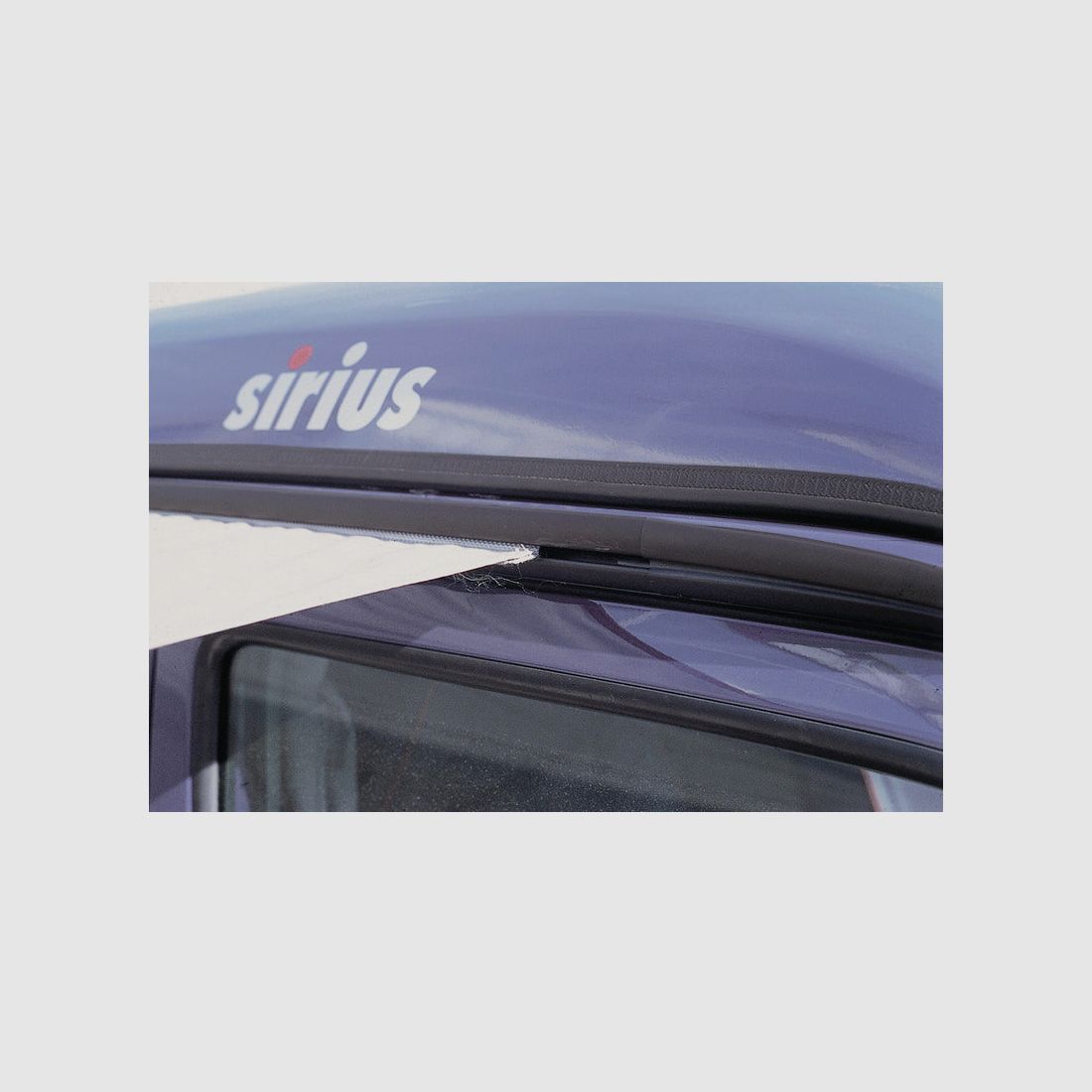 Reimo Rain Gutter Profile Multi Rail VW T4 Long Wheelbase - Black - 3040 mm, image 3 of 3
