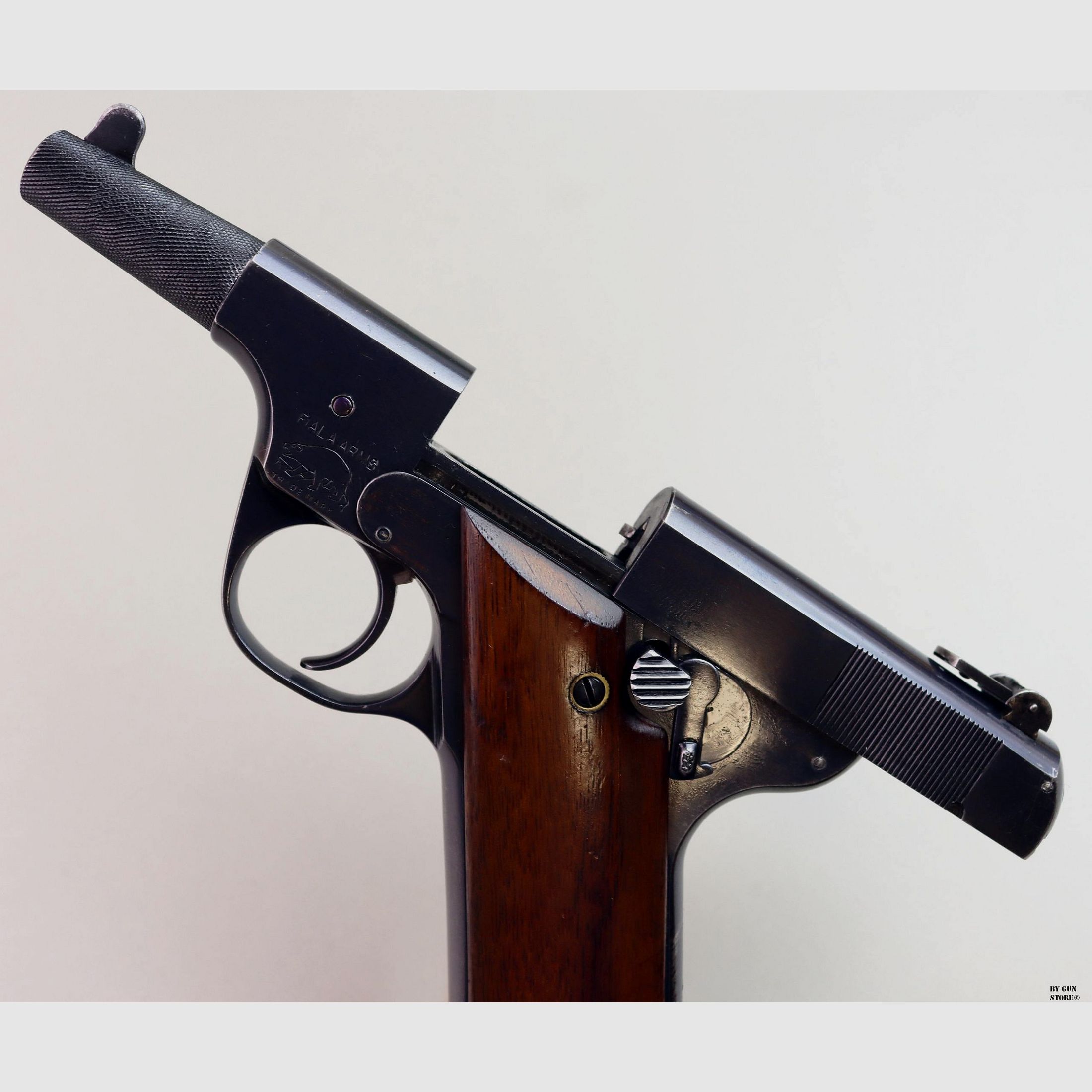 Pistolet / Carabine Fiala Arms and Equipment Co. Inc. mod. 1920 cal. 22 l.r. mat. 2826, image 2 sur 32