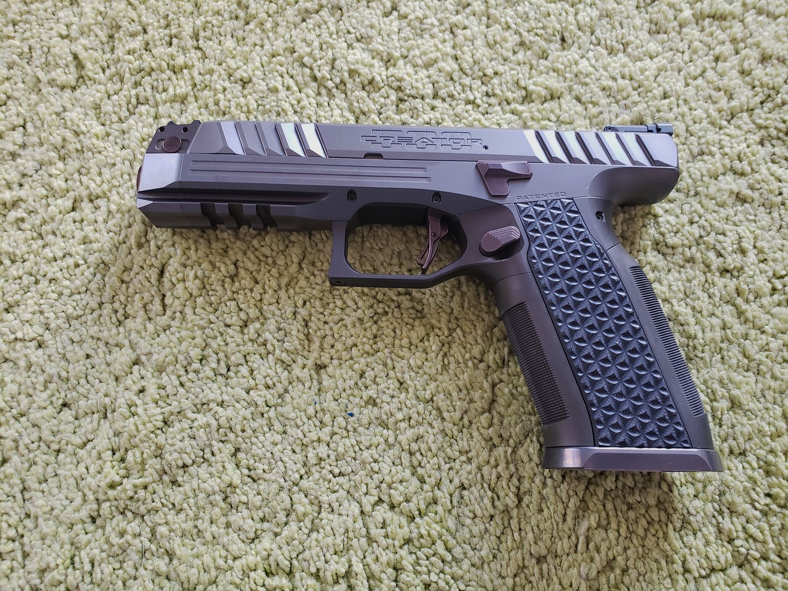 Laugo Arms Alien Creator 500 Limited Edition – Vollständiges Set, 9 mm Luger, absolut neuwertig