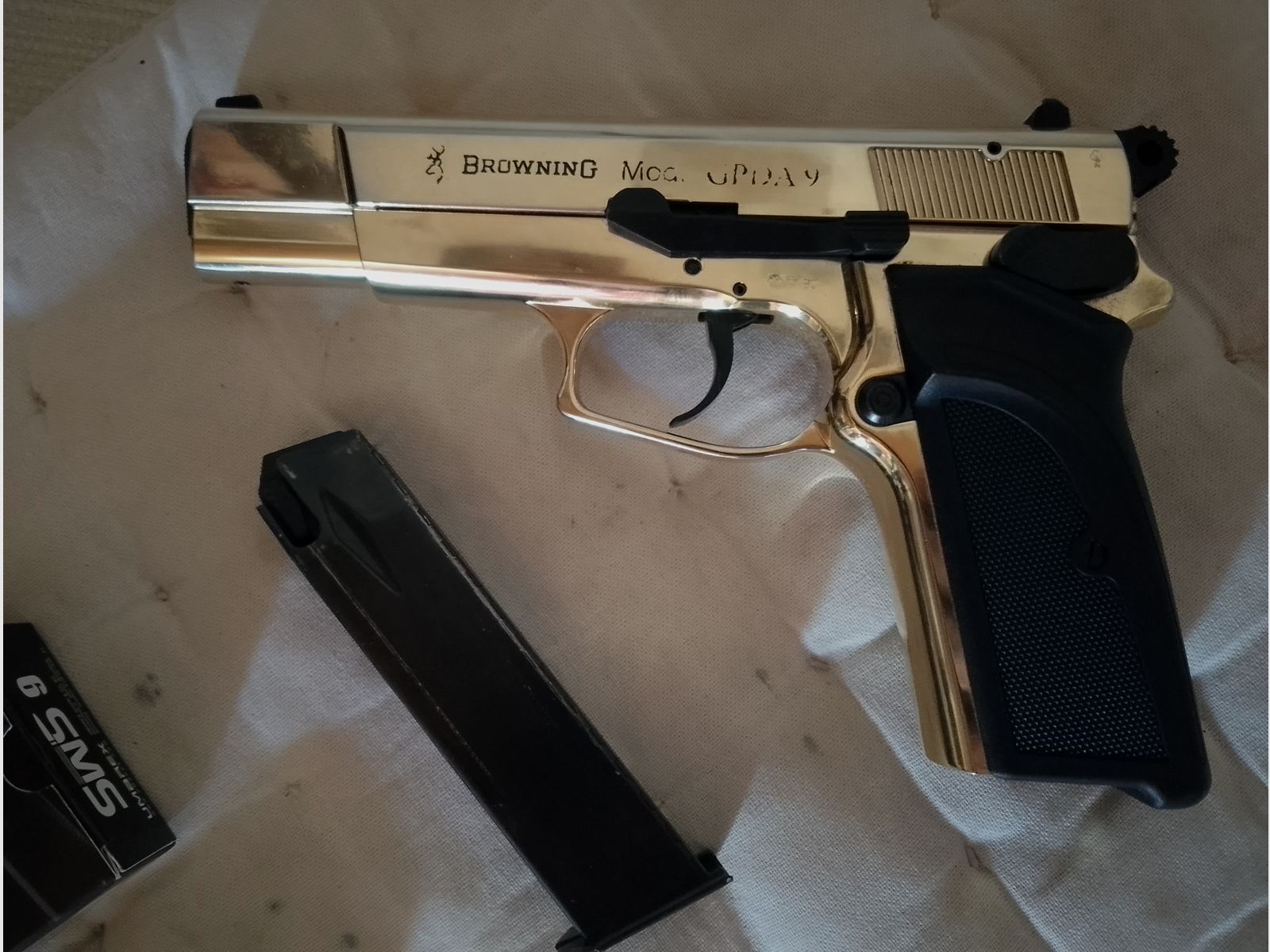 Browning Gpda9 Schreckschuss Pistole Ausführung Gold Ptb722 mit Platz und starken Gas Patronen 