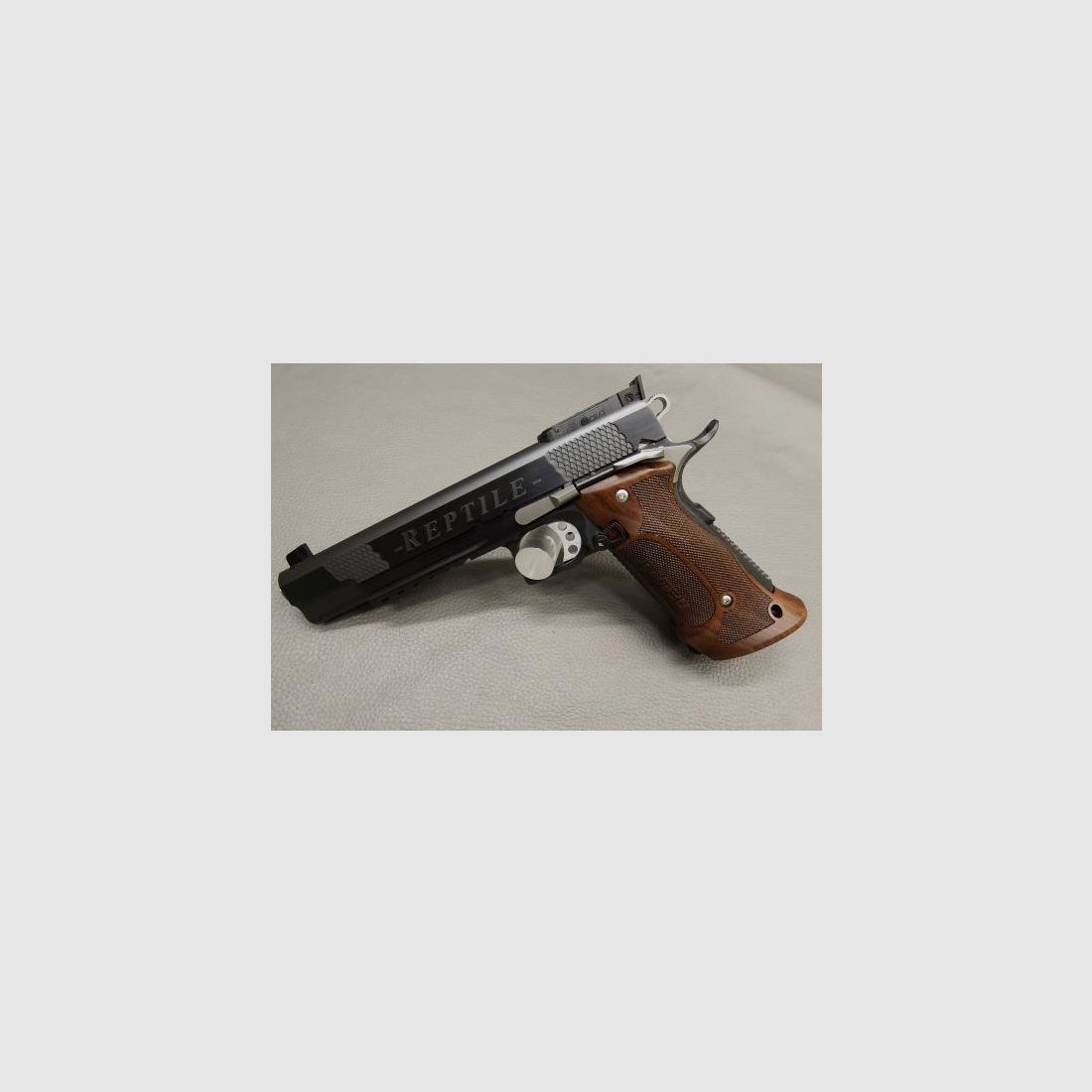 Club 30 Reptile .45 ACP PVD Schwarz Pistole