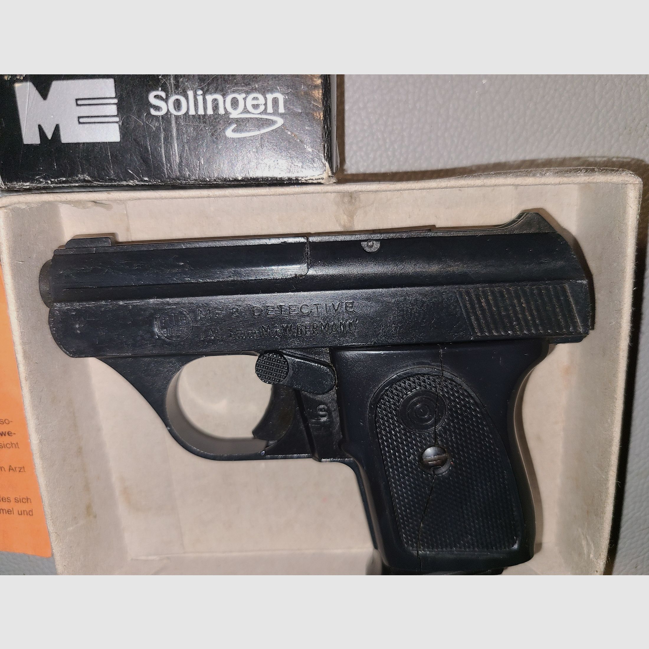 ME 8 DETEKTIVE  / ohne Zubehör / mit OVP / cal. 8mm / PTB 100/2  / SCHRECKSCHUSS GAS PISTOLE SILVESTER SELBSTVERTEIDIGUNG SAMMLUNG / GEBRAUCHT