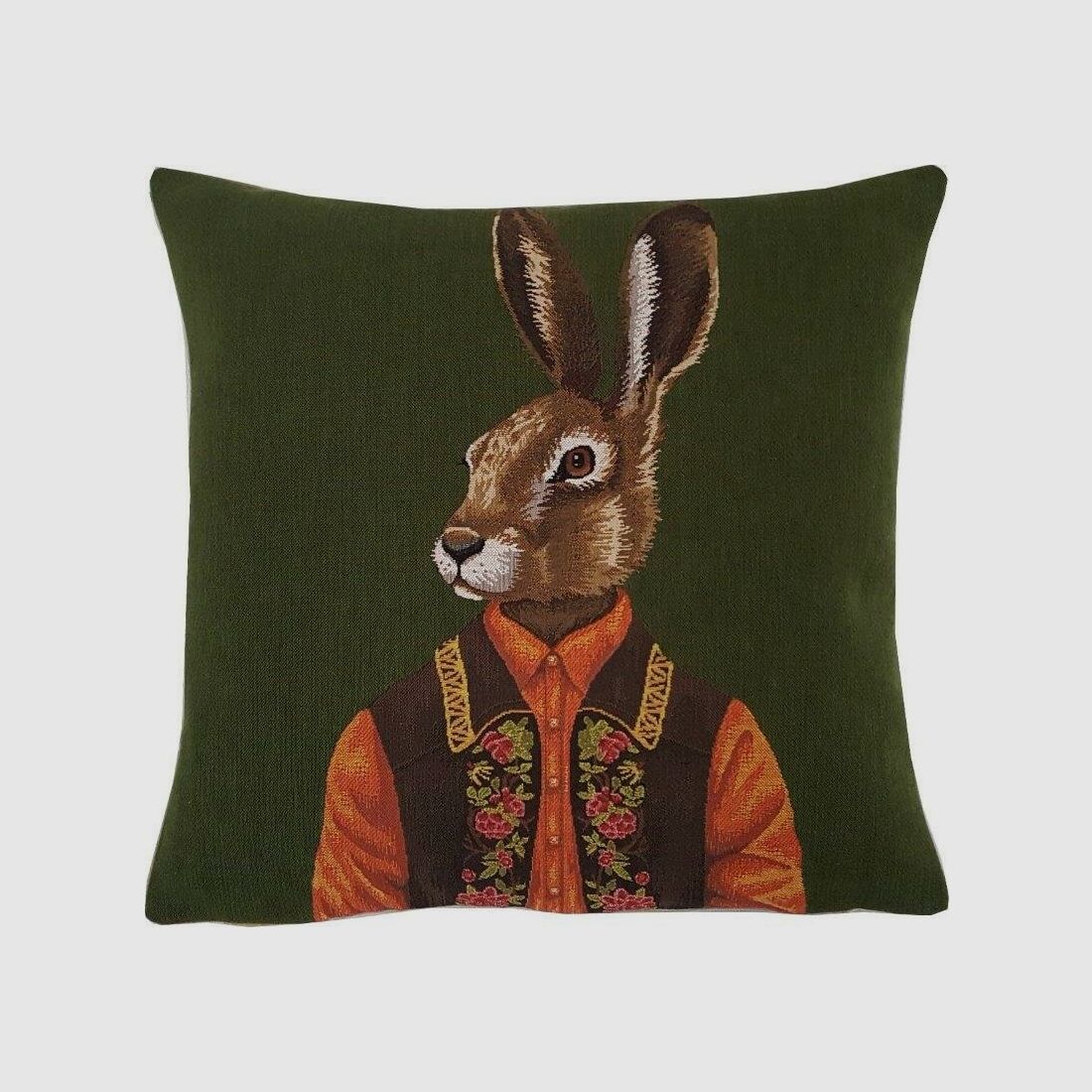 Lovergreen Kissen Motiv Kisssen bekleideter Hase mit grünem Hintergrund