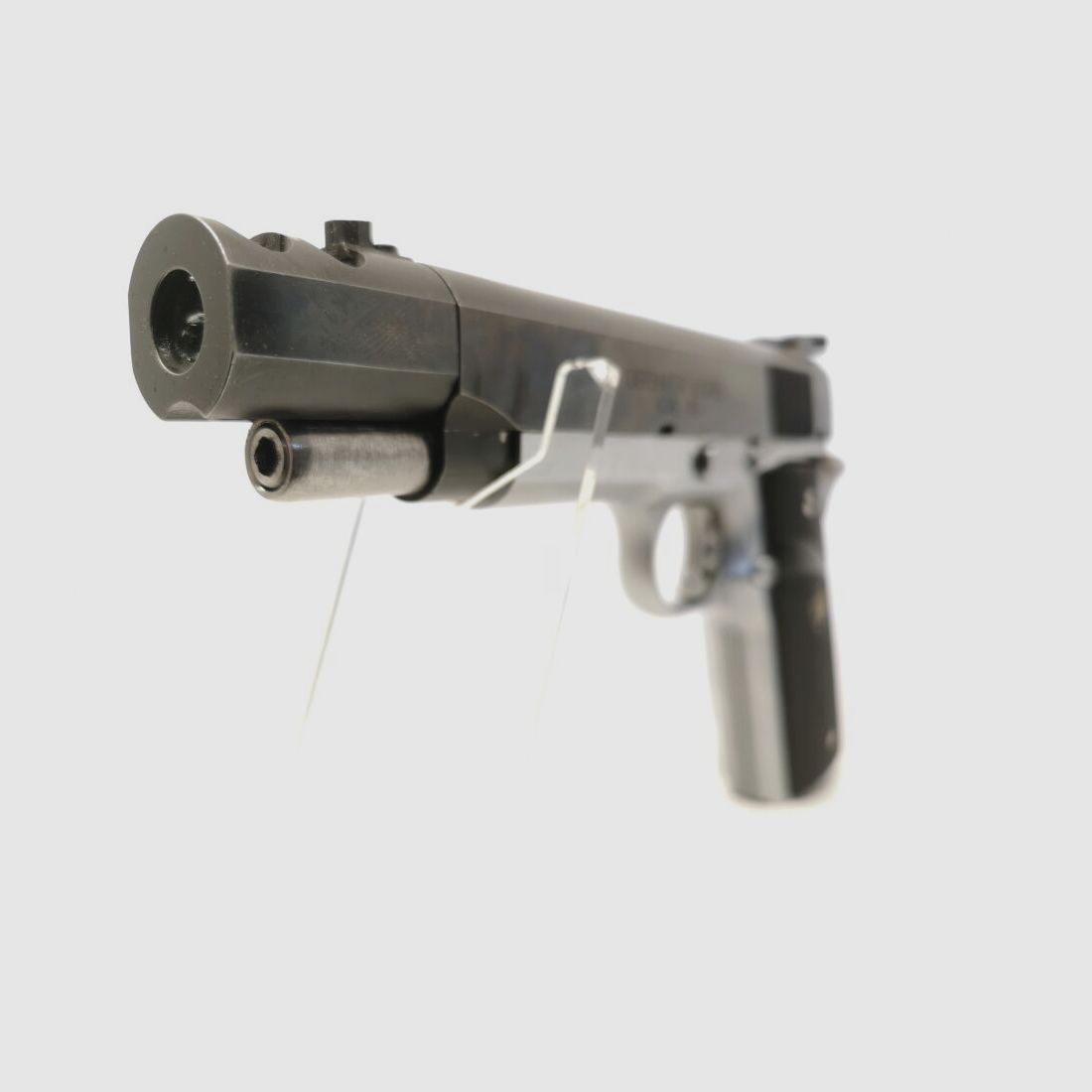 Springfield 1911 A1 Defender