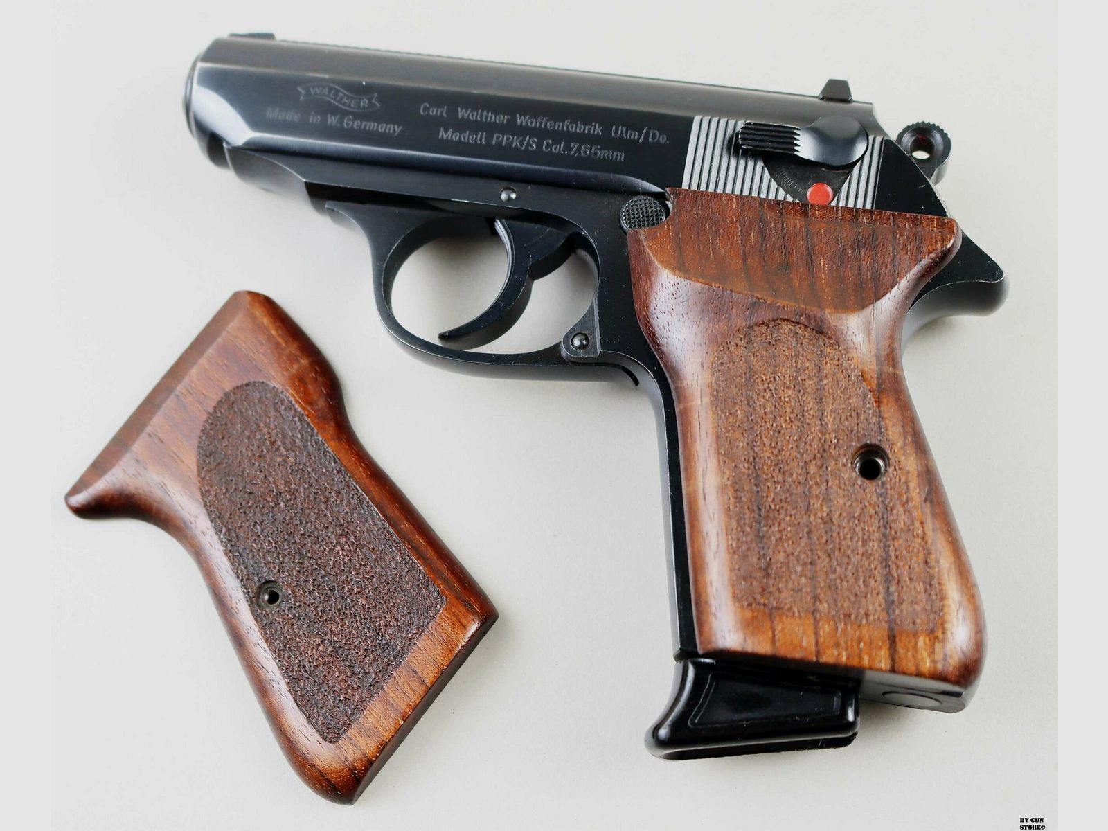 Pistola Walther mod. PPK/S cal. 7,65 mm matr. 290472, immagine 8 di 8