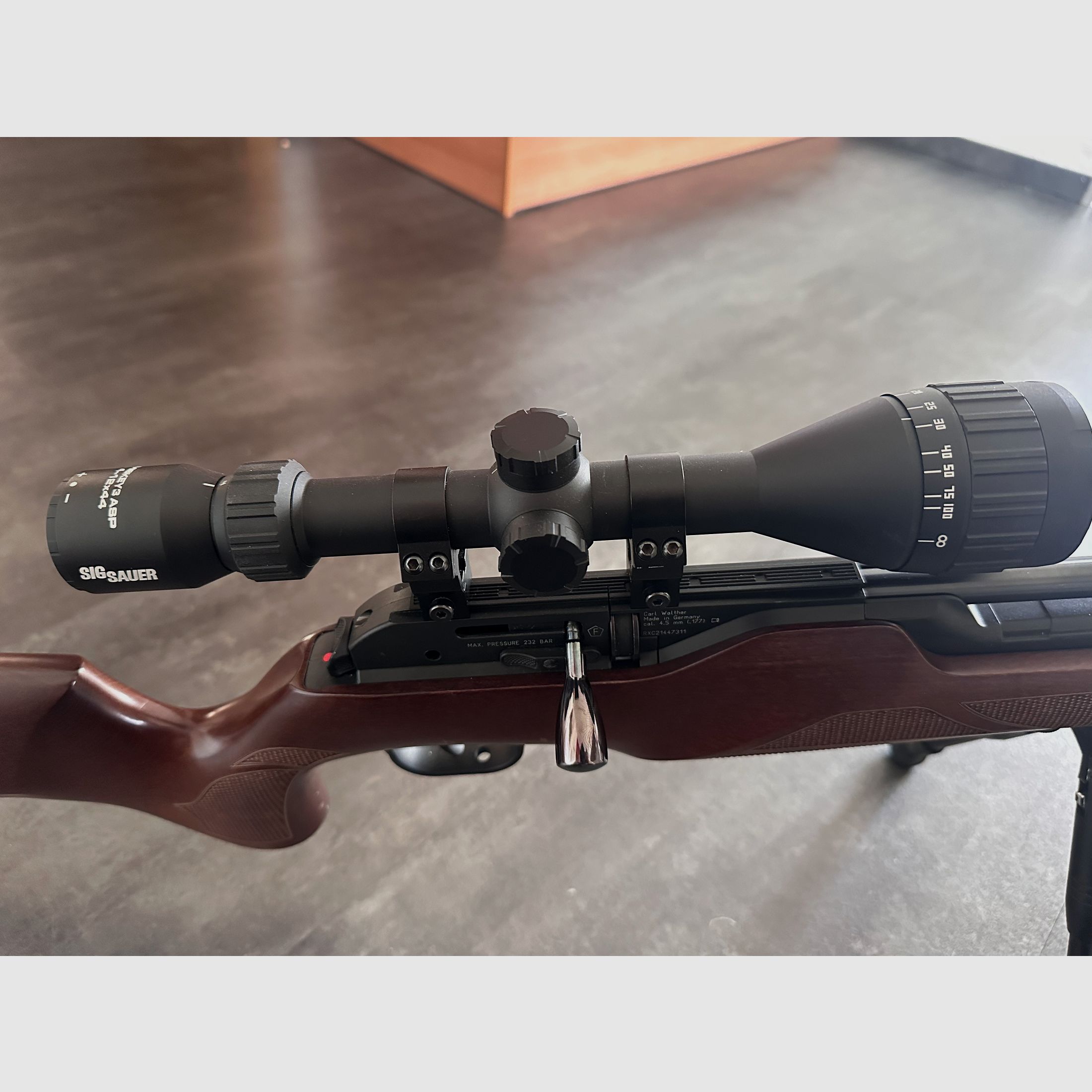 Walther Rotex RM8 4,5mm inkl. Bipod und Visier