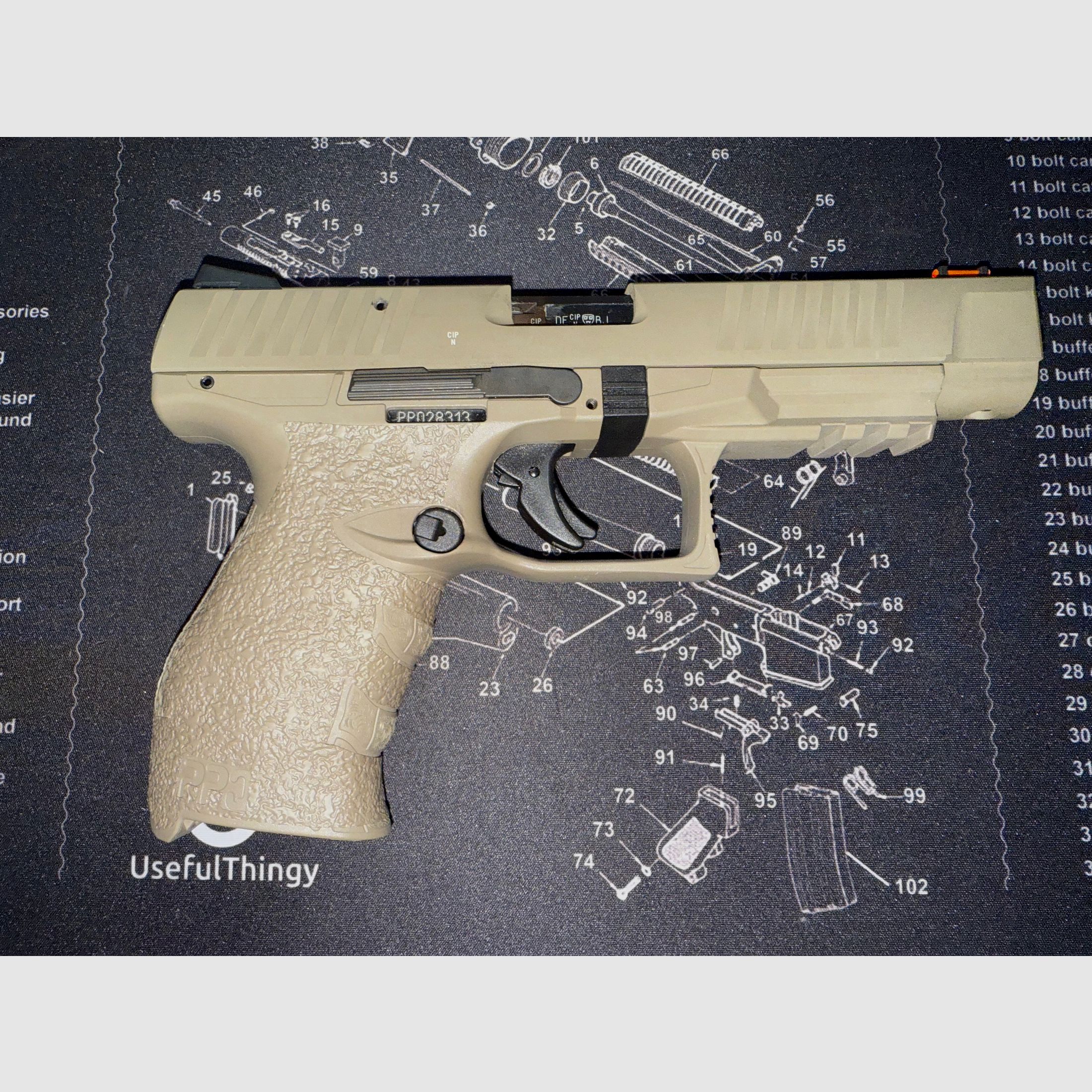 WALTHER PPQ 5” .22 LR FDE mit 4 Magazinen