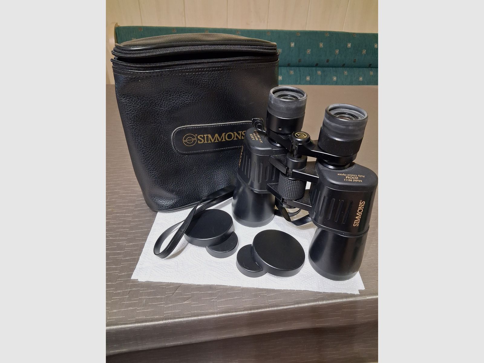 Fernglas der Firma SIMMONS 8-20X50 