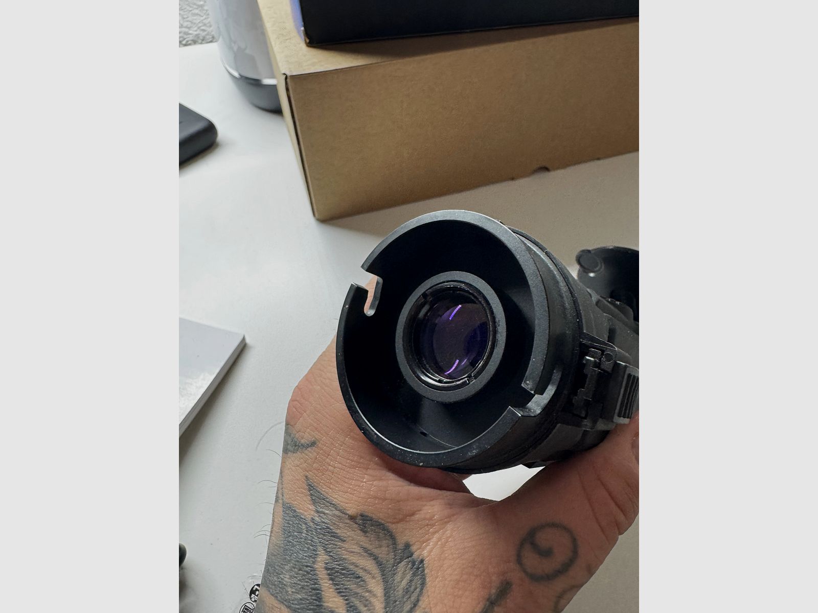 Pulsar core  FXQ55BW Neuwertig inkl 2 Montageadapter und Zubehör 