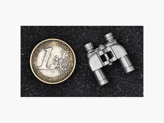 Fernglas als Metall-Anstecker