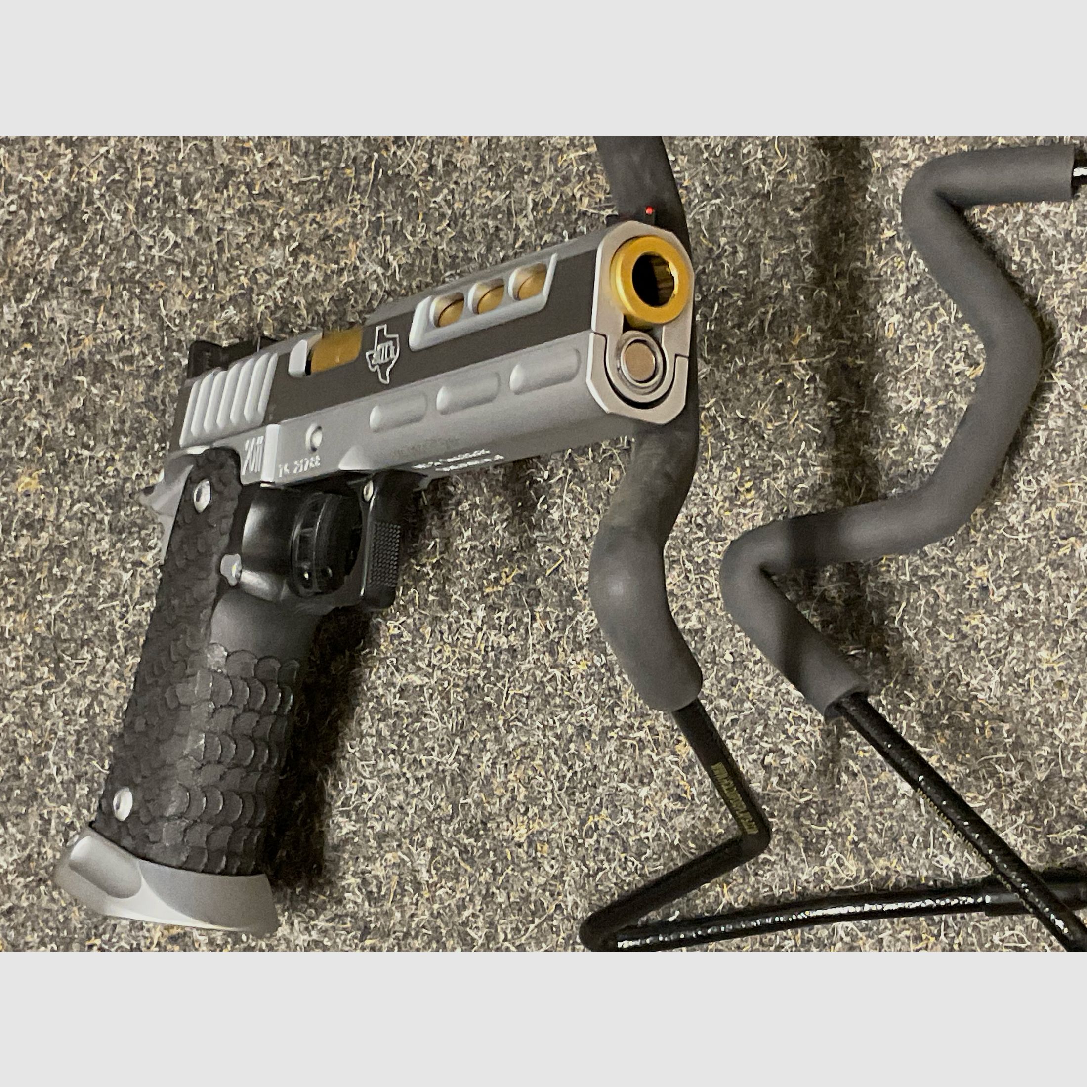 STI 2011 DVC Limited 40S&W