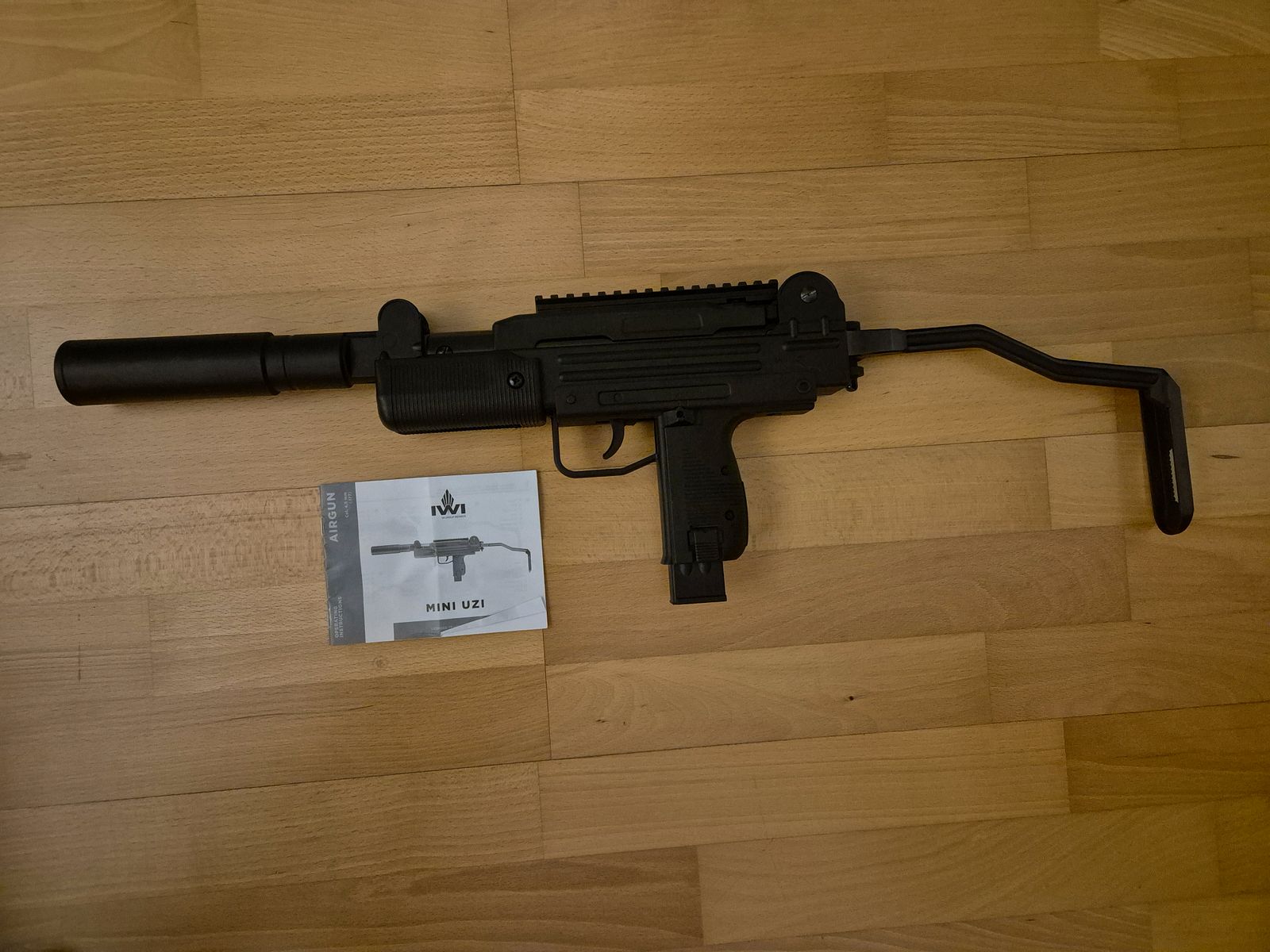 Umarex Uzi pistola ad aria compressa con canna piegata