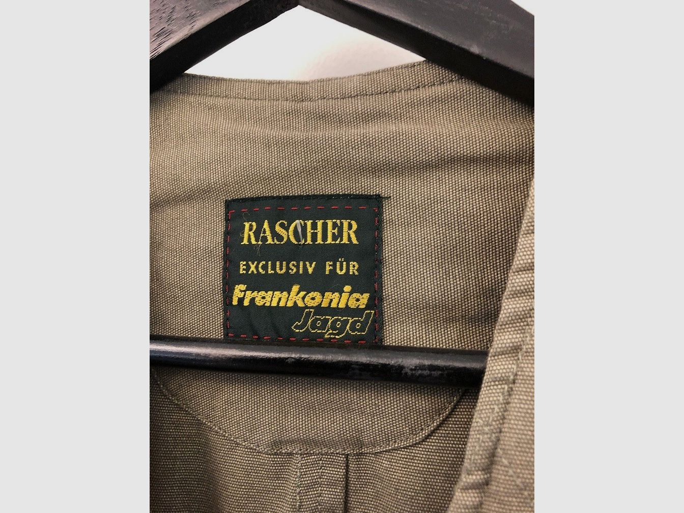 Vendo giubbotto da tiro femminile Rascher in condizioni pari al nuovo taglia S