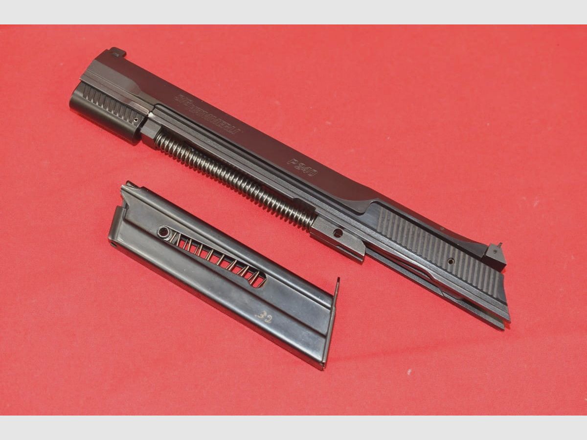 #7364 HAMMERLI P240 pistool, kal. .38Spl / .32 S&W Long WC / .22lr, afbeelding 27 van 34