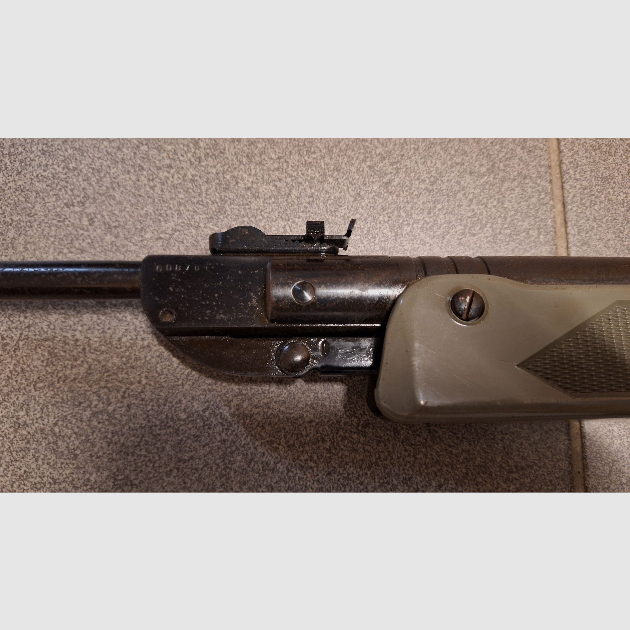 Rifle de aire Modelo 304 Haenel Suhl Original DDR con cañón largo de 49cm!