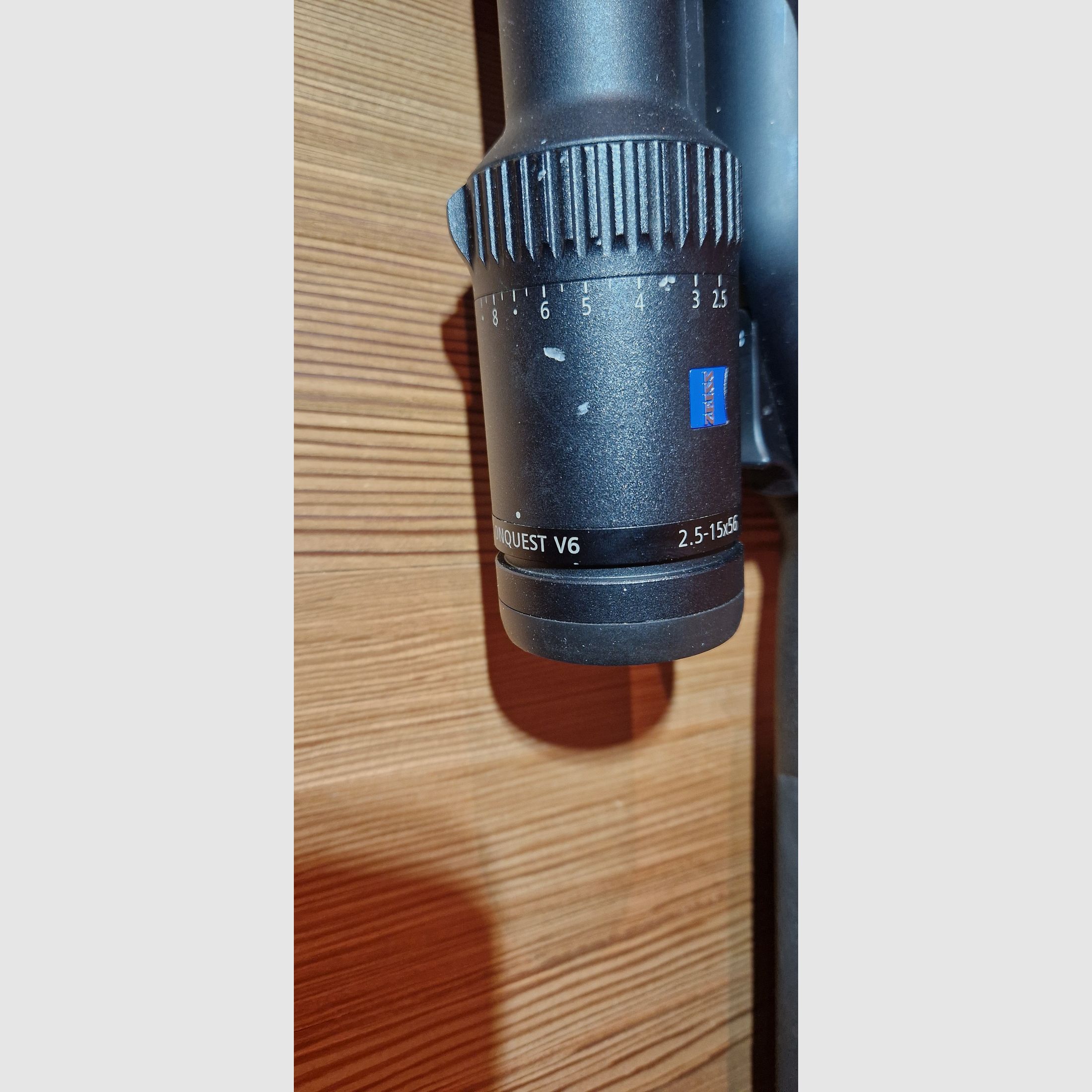 Blaser R8 mit Zielfernrohr