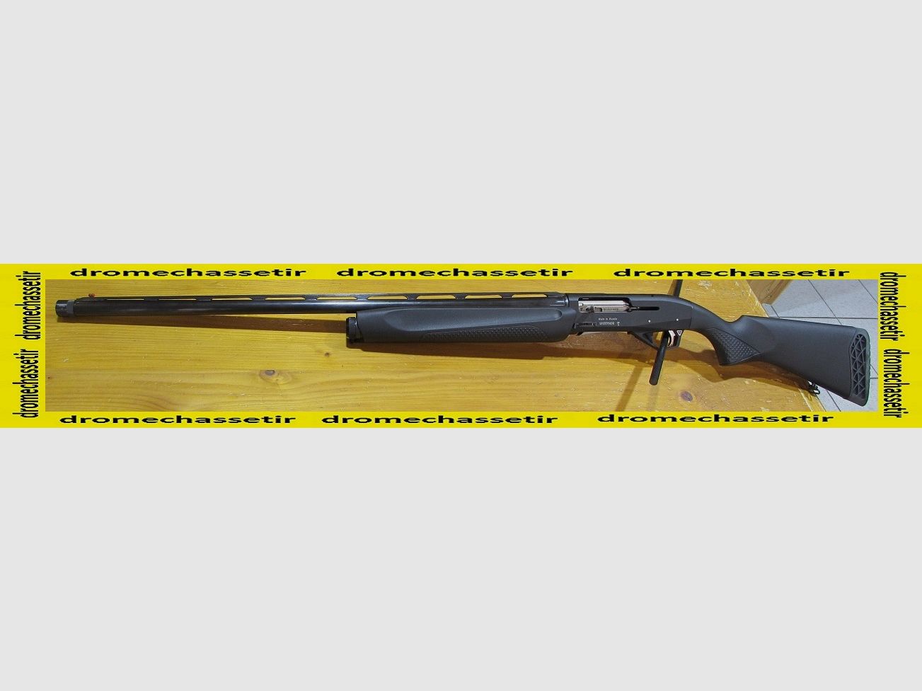 fusil semi auto baikal MP155 light, Gaucher, cal 12/89, 71cm CI, synthetique noir